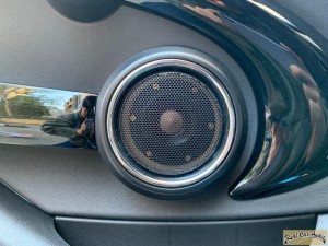 BMW MINI ドアスピーカー 交換 スピーカー交換 センタースピーカー 音質向上　デッドニング　Audible Physics 10センチ　3インチ　フルレンジスピーカー