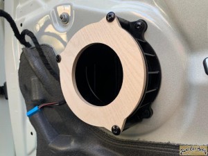 BMW MINI ドアスピーカー 交換 スピーカー交換 センタースピーカー 音質向上　デッドニング　Audible Physics 10センチ　3インチ　フルレンジスピーカー　インナーバッフル