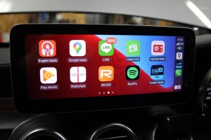 10.25インチ　ベンツ　Cクラス　W205 アンドロイド Apple CarPlay 4G YOUTUBE ミラーリング モニター交換 ナビ交換 ナビ取付 SIM iPhone GOOGLE