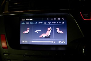 Apple CarPlay ドングル　後付けCarPlay コーディング　シトロエン　DS5 プジョー　アンドロイド　アンドロイドヘッドユニット　カープレイ  CITROEN