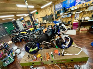 BUELL ビューエル XB12 XB9 フォークオイル　フロントフォーク　オーバーホール　フォークオイル交換　ホットワイヤード　名古屋 HOT WIRED