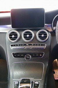 W205 後付けモニター　タッチパネル　10.25インチ 12.3インチ アンドロイド　CarPlay ナビ交換　ミラーリング　アンドロイドナビ　ANDROID 