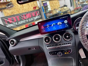 W205 後付けモニター　タッチパネル　10.25インチ 12.3インチ アンドロイド　CarPlay ナビ交換　ミラーリング　アンドロイドナビ　ANDROID