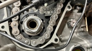 S1000RR BMW フロントスプロケット　スプロケット交換 チェーン交換 チェーンオイル スパ西浦　鈴鹿サーキット　ギア比　サーキット仕様