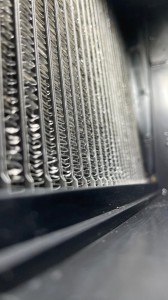 hummer h2 ハマー エスカレード　エバポレータ　洗浄　エアコン　修理　ブロア　ガス　冷えが悪い　効きが悪い