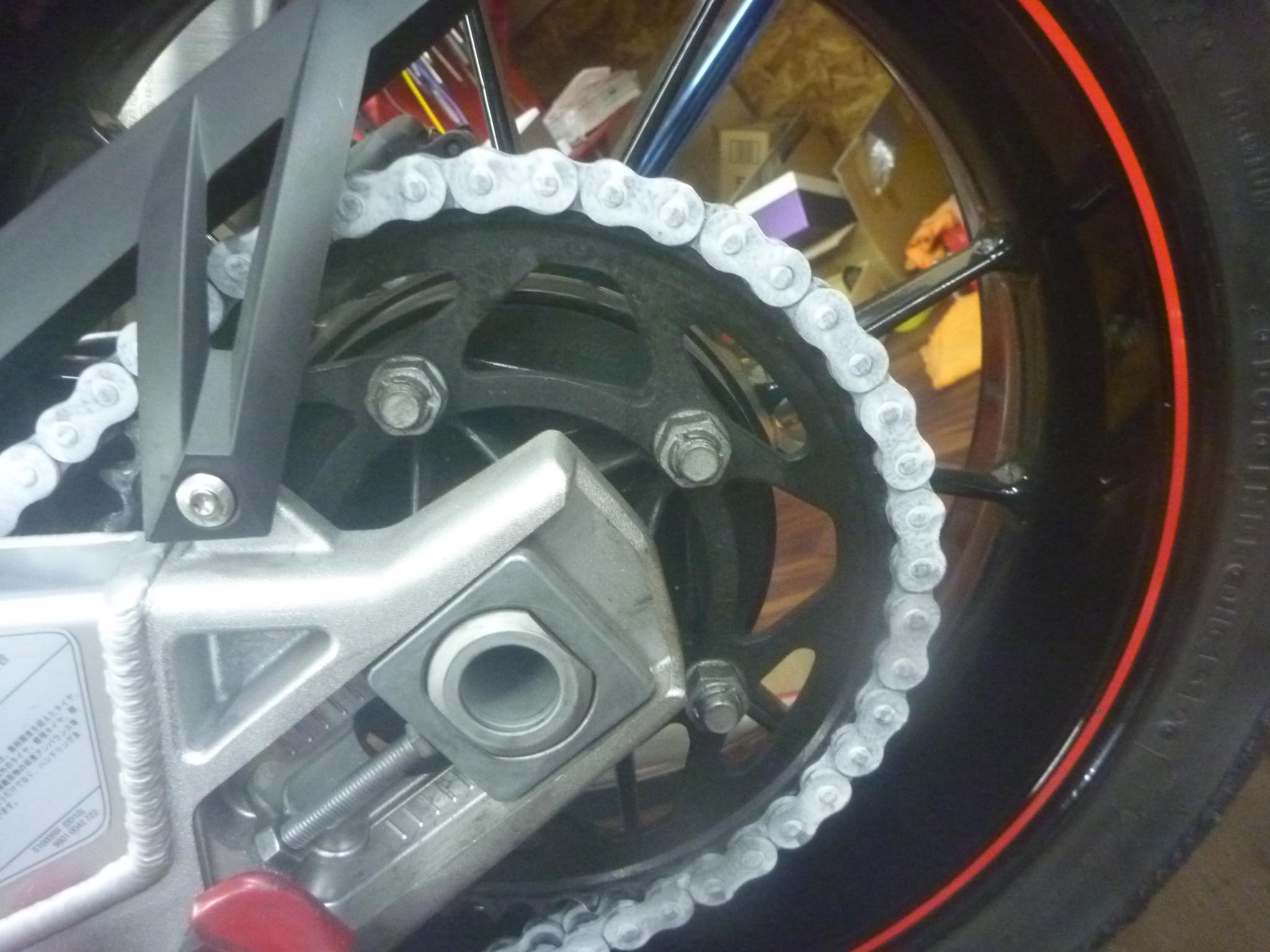 BMW S1000RR フロントスプロケット交換 ギア比変更　スパ西浦サーキット仕様
