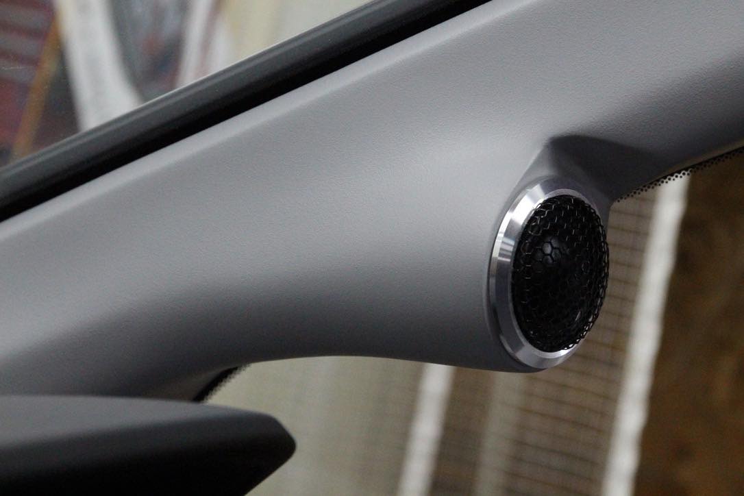 ステップワゴン ドアスピーカー交換・ツイーターの取付位置と角度の決め方　Mercury Car Audio C62の場合