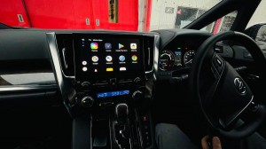 アルファード　ワイヤレス　CarPlay アンドロイドBOX VISIT ANDOROID Netflix FULU プライムビデオ AMAZON YOUTUBE グーグルマップ　動画再生　リアモニター HDMI 