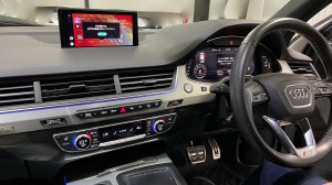 動画　Android BOX アンドロイド ボックス MMI AUDI アウディ CarPlay ワイヤレス　ミラーリング　無線化　グーグルマップ NETFLIX YOUTUBE GOOGLE Q7 Q3 Q5 A3 A4 A7 A8