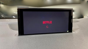 サブスク　動画　Android BOX アンドロイド ボックス MMI AUDI アウディ CarPlay ワイヤレス　ミラーリング　無線化　グーグルマップ NETFLIX YOUTUBE GOOGLE Q7 Q3 Q5 A3 A4 A7 A8