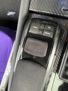 レクサス Lexus GS RC LC LX CX ワイヤレスCarPlay ミラーリング YOUTUBE Apple CarPlay 動画再生 ワイヤレス WIFI Bluetooth スピーカー交換 ツイータ スコーカー ワイドレンジ フルレンジ デッドニング コーディング センタースピーカー AndroidAuto ジョイスティック　タッチパッド
