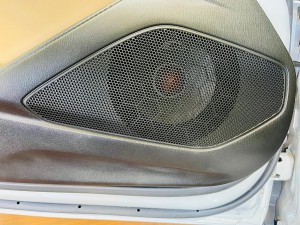 ND ロードスター　純正BOSE ボーズサウンド　スピーカー交換　ツイーター交換　デッドニング　音質改善　音質向上　ホットワイヤード　名古屋　カーオーディオ　CarPlay アンドロイド NETFLIX YOUTUBE プライムビデオ