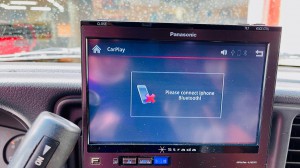 HUMMER H2 ワイヤレスCarPlay ミラーリング　YOUTUBE Android Auto 汎用　後付け　HDMI ビデオ入力　タホ　サバーバン　エスカレード アメ車　グーグルマップ　AMAZON ハンズフリー