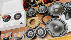 BMW MINI F60 R60 F56 F54 F55 ミニ　スピーカー交換　音質改善　ツイーター　ドアスピーカー　デッドニング　Mercury Car Audio Audible Physics セパレートスピーカー ウーハー交換　RAM3 2WAYセパレート