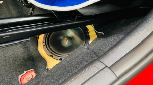 BMW MINI F60 R60 F56 F54 F55 ミニ　スピーカー交換　音質改善　ツイーター　ドアスピーカー　デッドニング　Mercury Car Audio Audible Physics セパレートスピーカー ウーハー交換　RAM3 シート下スピーカー