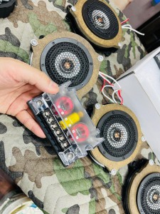 BMW MINI F60 R60 F56 F54 F55 ミニ　スピーカー交換　音質改善　ツイーター　ドアスピーカー　デッドニング　Mercury Car Audio Audible Physics セパレートスピーカー ウーハー交換　