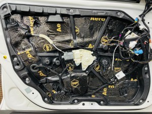 W222 BENZ Sクラス　ベンツ　ブルメスター　スピーカー交換　ツイーター交換　音質改善　音質向上　デッドニング　3Dツイーター　ハイエンド　Mercury Car Audio Audible Physics RAM3 RAM2 HOT WIRED