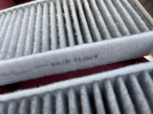 シトロエン　DS5 DS4 DS3 DS7 エアコン　臭い　ニオイ　効きが悪い　エアコン修理　エバポレータ　洗浄　エアコンフィルタ　ポーレンフィルタ　MAAN