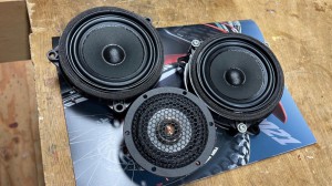 BMW MINI F60 R60 F56 F54 F55 ミニ　スピーカー交換　音質改善　ツイーター　ドアスピーカー　デッドニング　Mercury Car Audio Audible Physics セパレートスピーカー ウーハー交換　名古屋