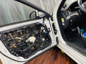 W222 BENZ Sクラス　ベンツ　ブルメスター　スピーカー交換　ツイーター交換　音質改善　音質向上　デッドニング　3Dツイーター　ハイエンド　Mercury Car Audio Audible Physics RAM3 RAM2 HOT WIRED