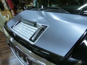 HUMMER H2 ボンネット　ラッピング　3M カッティングシート　部分ラッピング　名古屋