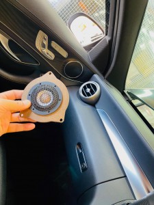 ベンツ　ドアスピーカー　スピーカー交換　ツイーター追加　ツイーター交換　音質向上　ブルメスター　コーディング　イージーエントリー　シート退避　有効化　Mercury Car Audio Audible Physics RAM2 M40 インナーバッフル　デッドニング　W205 W213 W222 Cクラス　Eクラス Sクラス　HOT WIRED 名古屋　愛知