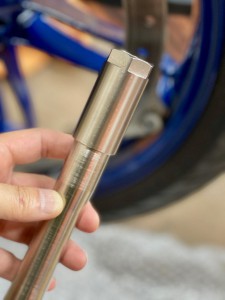 BUELL XB クロモリ　アクスルシャフト　クロモリシャフト　名古屋　HOT WIRED ビューエル　メンテナンス　オーバーホール