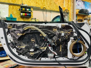 マツダ純正BOSE ボースサウンド　BOSEサウンド　NDロードスター　純正BOSE スピーカー交換 ツイーター交換　ヘッドレスト　ツイーター埋め込み　名古屋　ホットワイヤード　Mercury Car Audio