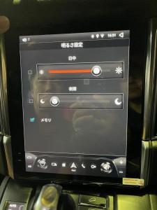 ポルシェ　マカン　テスラナビ　アンドロイドナビ　10.4インチモニター　ナビ交換　大型モニター　テスラ　CarPlay グーグルマップ　netflix fulu amazon apple iPhone バックカメラ　純正クラリオン　ポルシェ純正ナビ　PCI カイエン　HOT WIRED 名古屋