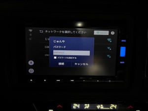 ホンダ純正ナビ　GATHERS CarPlay 動画視聴　FULU NETFLIX YOUTUBE GOOGLEマップ　グーグル　iPhone デザリング　アンドロイドBOX ANDROID ワイヤレス　動画再生