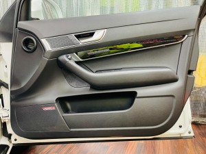 Audi A6 BOSE スピーカー交換　スコーカー　ツイーター　後付けCarPlay 音質向上　ウーハー　B&O