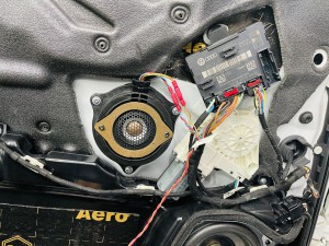 Audi A6 BOSE スピーカー交換　スコーカー　ツイーター　後付けCarPlay 音質向上　ウーハー　B&O