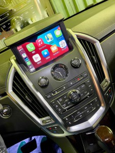 キャデラック　純正ナビ　後付けCarPlay ワイヤレスCarPlay ミラーリング SRX エスカレード　コルベット　カマロ　マスタング　GM アメ車　外部入力　Bluetooth 映像入力