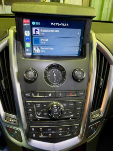 キャデラック　純正ナビ　後付けCarPlay ワイヤレスCarPlay ミラーリング SRX エスカレード　コルベット　カマロ　マスタング　GM アメ車　外部入力　Bluetooth 映像入力