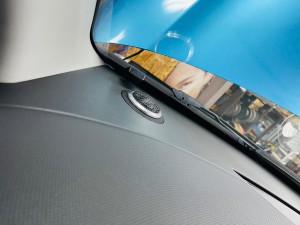 シトロエン　C3 C4 スピーカー交換　ツイーター交換　デッドニング　音質向上　カーオーディオ　カープレイ　CarPlay Bluetooth サブウーハー  DAP 外部入力 デジタル入力　iPhone スマホ　ミラーリング　Mercury Car Audio 