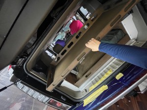 SUV 四駆　トランク　カーゴスライド　キャンパー　車中泊　ベッド　スライド　引き出し　ミニバン　HUMMER H2 2段ベッド