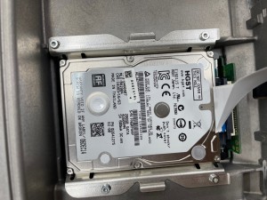 BMW 純正ナビ　修理　CIC NBT MMI NTG5.0 ベンツ　HDD ヘッドユニット交換　中古ナビ　コーディング　FSC ナビ　地図更新　ブラックアウト　再起動　電源が落ちる　NO SIGNAL