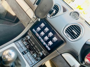 ポルシェ　PCM ポルシェ純正　純正ナビ　カープレイ　CarPlay アンドロイドBOX Android 動画再生　動画視聴　ユーチューブ　ネットフリックス　プライムビデオ  ワイヤレス　オクタコア　8コア  VISIT MEDIA BOX
