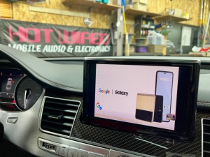 アウディ Audi A8 S8 ワイヤレス　Apple CarPlay カープレイ　後付け　インターフェース　Android Auto ミラーリング　Youtube　