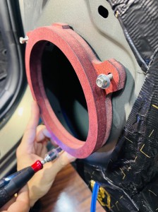 トヨタ　インナーバッフル　ハイラックス　リベット　ナット　ボルト　ナッター　リベッター　スピーカー交換　ツイーター　デッドニング　HOT WIRED