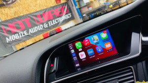 アウディ Audi A4 A3 A2 A5 A6 A7 A8 Q5 Q7 RS4 RS3 RS6 RS7 後付け　CarPlay カープレイ　ミラーリング　ワイヤレス　Android Auto HDMI入力 映像入力 ビデオ入力 AVインターフェース 外部入力 AUX MMI MMI2 名古屋 ホットワイヤード　インターフェース　コーディング　有効化