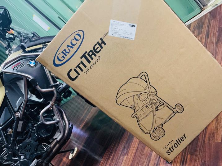 GRACOの3輪ベビーカー「CITITREK」に JOIEの「i-Snug」を合体さて、他社同士のトラベルシステムを作ってみた。