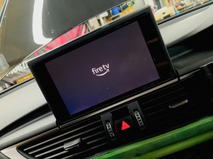 アウディ A7 後付け　ワイヤレス　カープレイ　CarPlay ミラーリング　Android Auto 動画再生　動画アプリ　動画視聴　ミラーリング HDMI ビデオ入力　外部入力　MMI AUX WIFI Bluetooth HOT WIRED 名古屋　アマゾン　プライムビデオ　ファイヤースティック