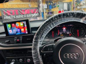 アウディ A7 後付け　ワイヤレス　カープレイ　CarPlay ミラーリング　Android Auto 動画再生　動画アプリ　動画視聴　ミラーリング HDMI ビデオ入力　外部入力　MMI AUX WIFI Bluetooth HOT WIRED 名古屋　アマゾン　プライムビデオ　ファイヤースティック