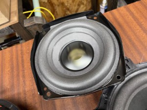 nd ロードスター マツダ純正　マツコネ　ボーズ bose mazda スピーカー交換　音質改善　ツイーター埋込 デッドニング　サブウーハー 音質 カーオーディオ　名古屋　ホットワイヤード