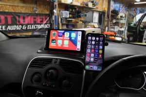 カングー　ナビ交換　カーナビ　カープレイ　CarPlay アンドロイド　10インチ　9インチ　KANGOO カーオーディオ 