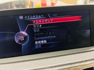 bmw ナビ　修理　グレーアウト　地図　更新　インストール　フラッシング　ライセンス　コード　コーディング　ブラックアウト　再起動　繰り返す　勝手に再起動　コーディング