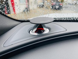 アウディ Audi A6 BOSE BANG&OLUFSEN A7 A8 A5 A4 Q7 ボーズ　バングアンドオルフセン　スピーカー交換　ツイーター交換　音質向上　音質改善　プレミアムカーオーディオ　名古屋　カーオーディオ専門　ホットワイヤード　ツイーター埋込　ピラー　張り替え　Mercury Car Audio