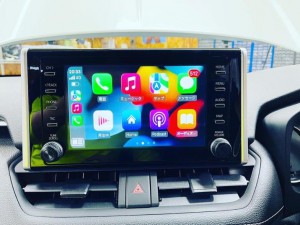 RAV4 ワイヤレス　CarPlay ミラーリング　ミラーリンク　ミラキャスト　ディスプレイオーディオ　トヨタ純正　Android Auto Youtube 動画再生　後付け　カープレイ　ホットワイヤード　光岡　バディ　BUDDY ROCKSTAR iPhone14