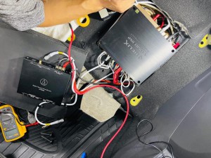ヘリックス HELIX V-EIGHT ULTRA DSP PRO TWELVE ハイレゾ 3WAY 4WAY 2WAY マルチ　DSP内蔵　アンプ　音調整　カーオーディオ　DAP FLUC 音源 コンダクター　ツイーター　ミッドレンジ　サブウーハー　ミッドベース　デッドニング　Mercury Car Audio Audible Physics ROCKFORD FIIO KANGOO カングー　アンドロイドナビ　ハイレゾプレーヤー　デジタル出力　トスリンク　テクニカ　HDR500 デジタルトランスポート
